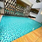 Neu Suites By Rasbo Galaxy Suites